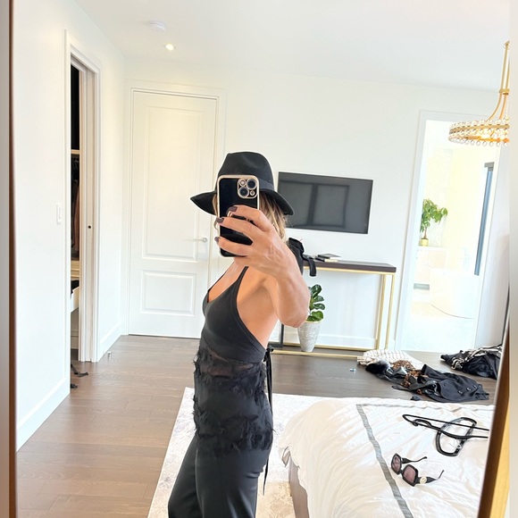 Halter top sexy and chic - Picture 2 of 5